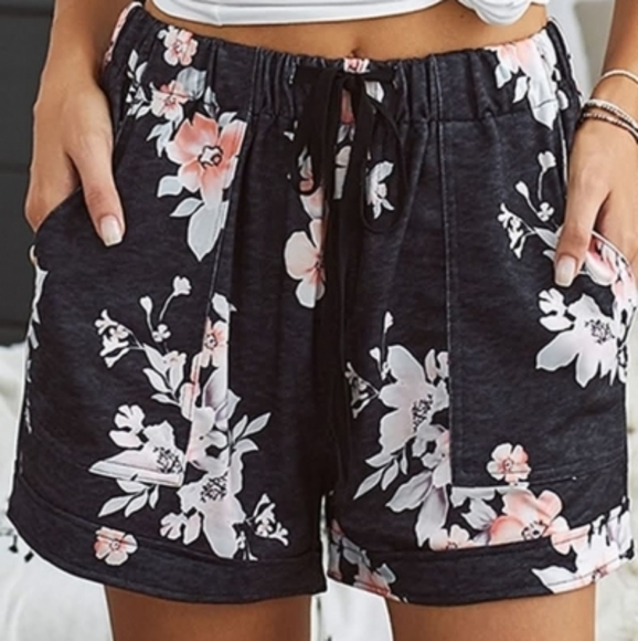 BellaLaina Pants - Athleisure High Rise Black Floral Sweat Shorts XXL